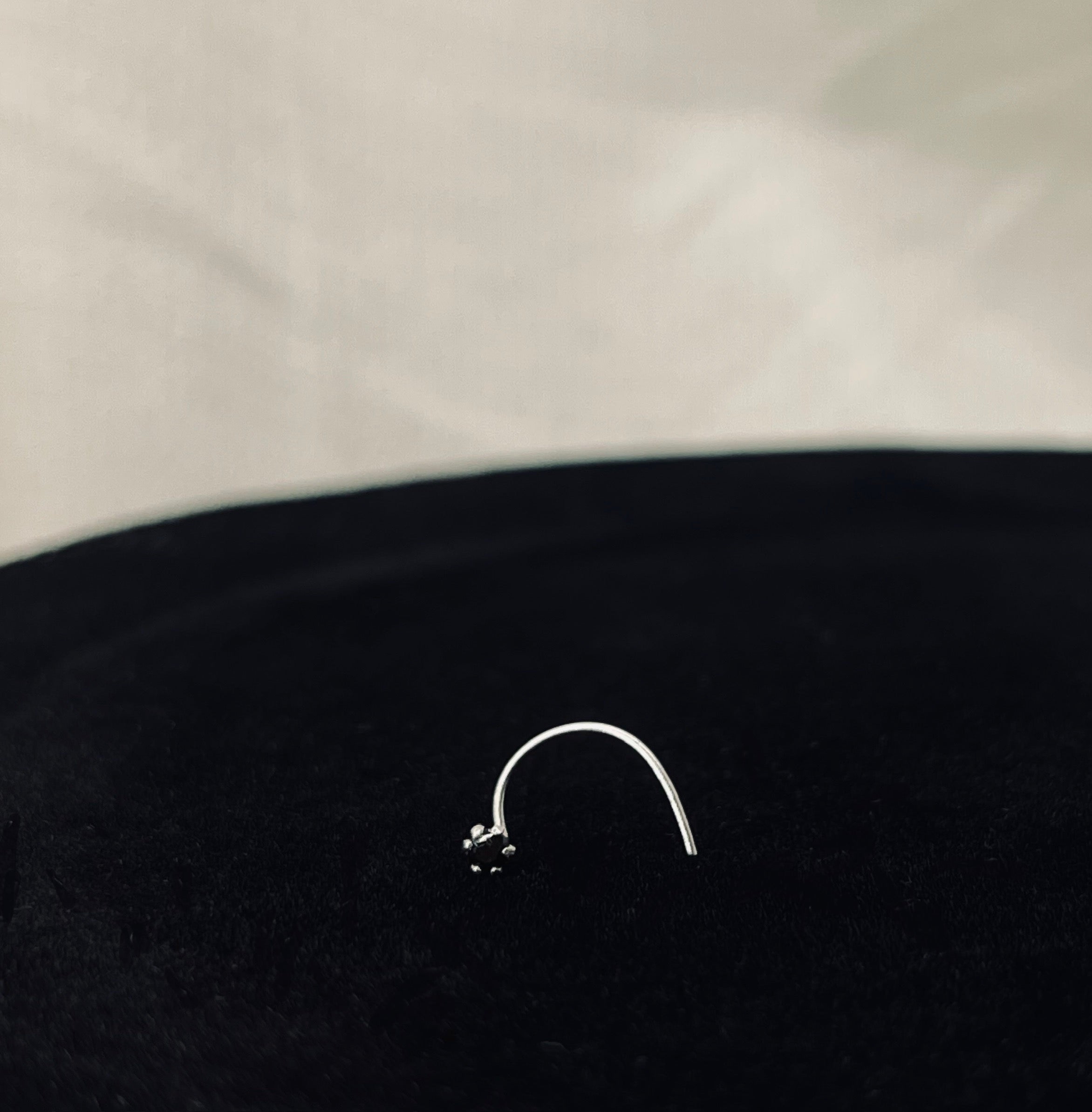 Black Stone Nose Pin (2 mm)