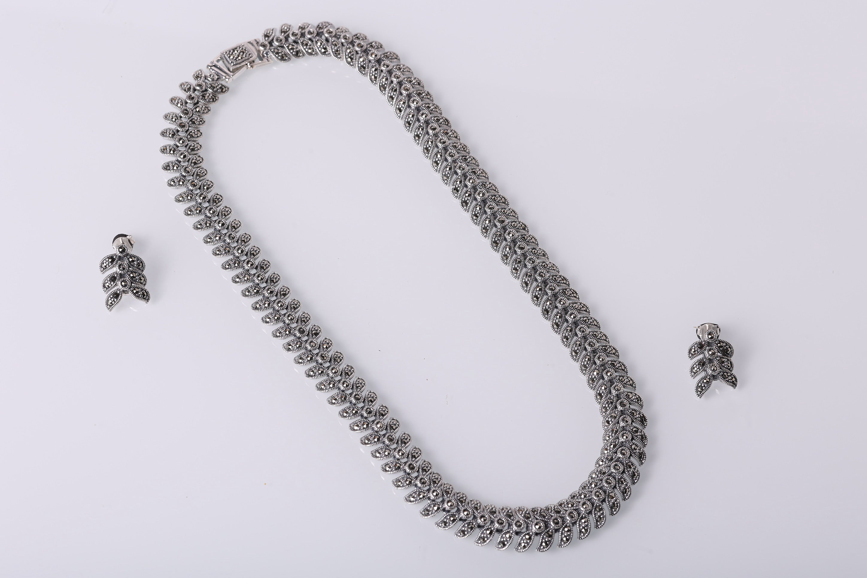 Timeless Antique Fern set - Necklace and Earrings