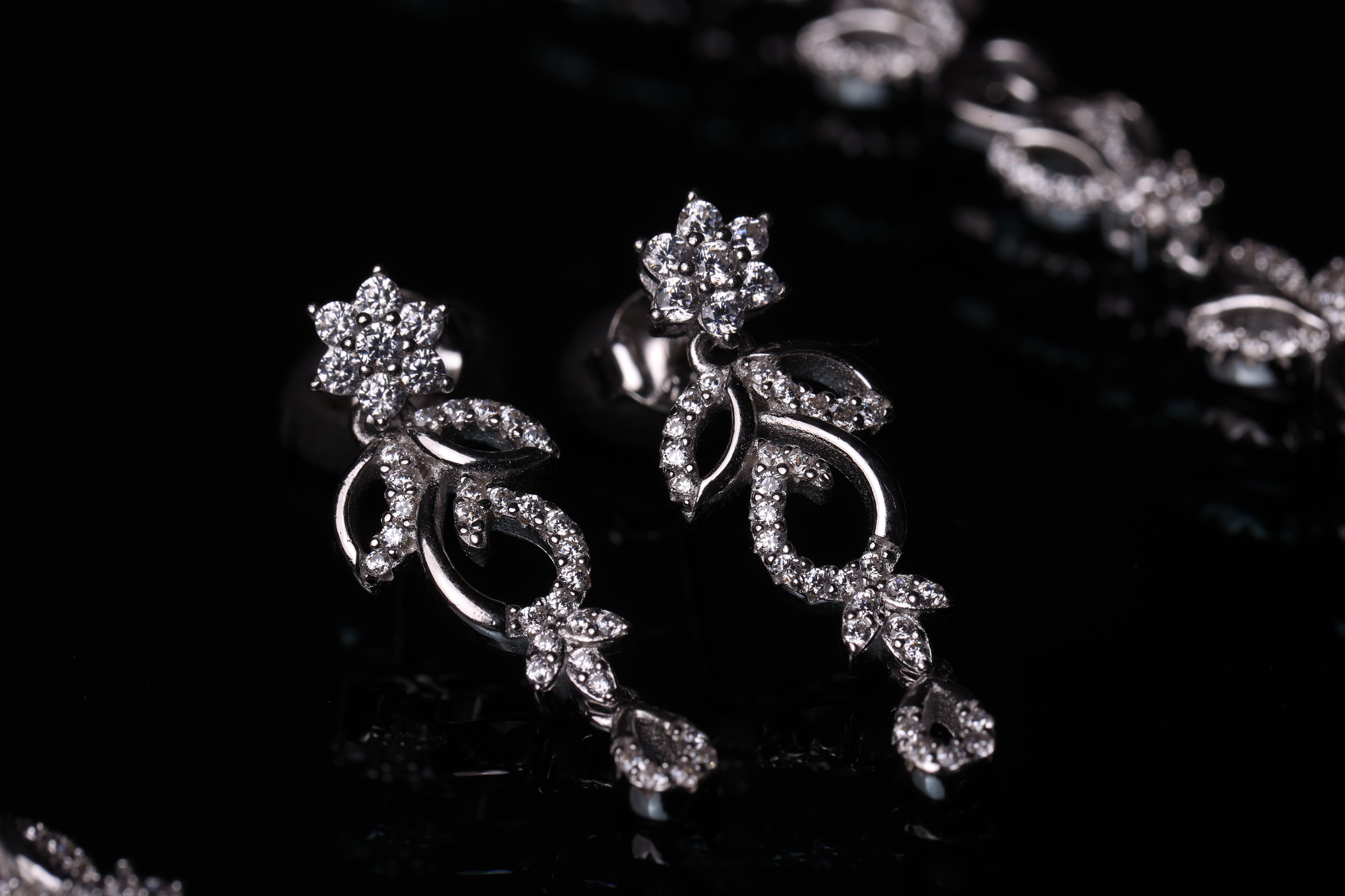 Enchanted Vine Diamond Set - necklace and earrings