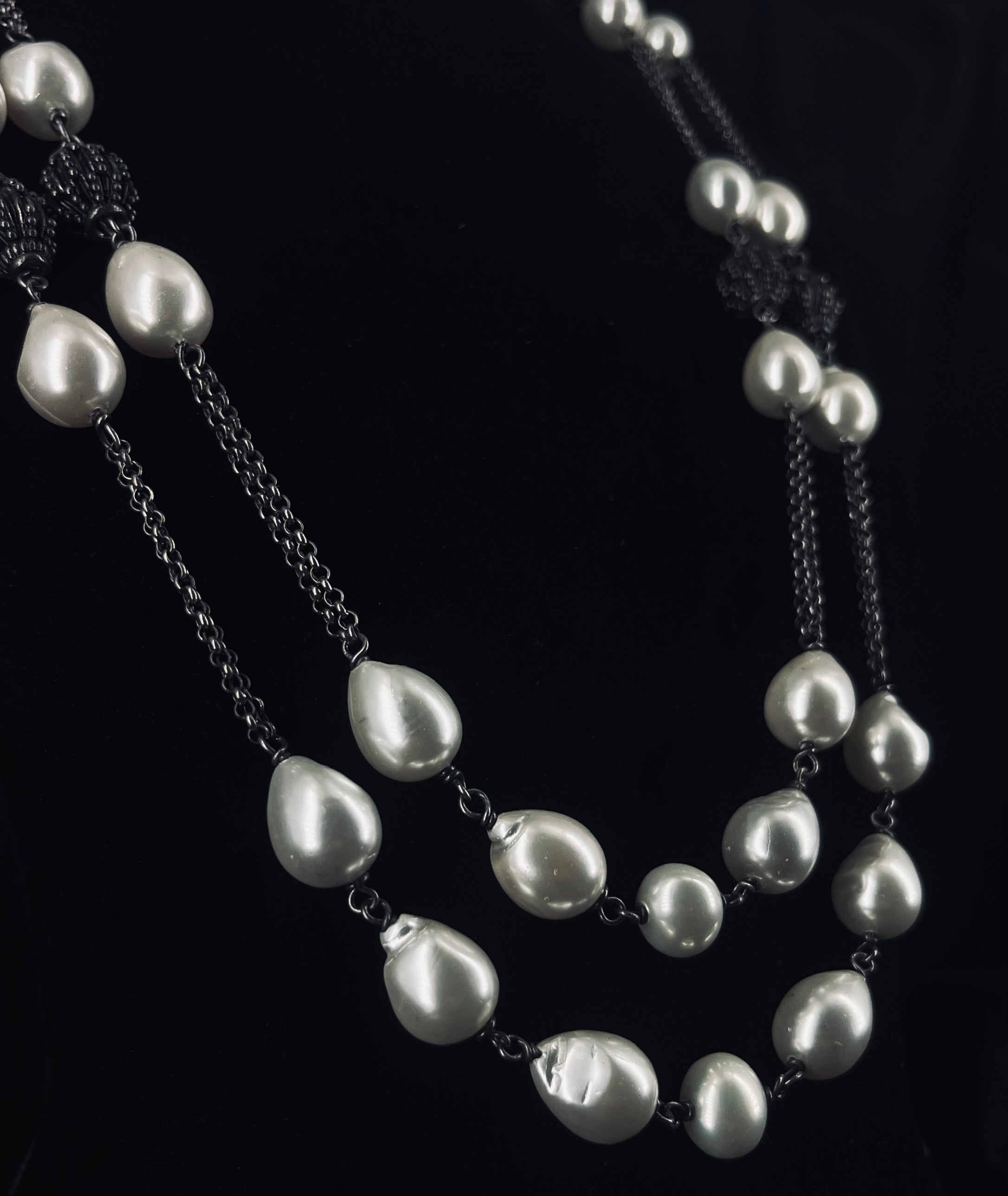 SKANDAMATA Pearl Necklace
