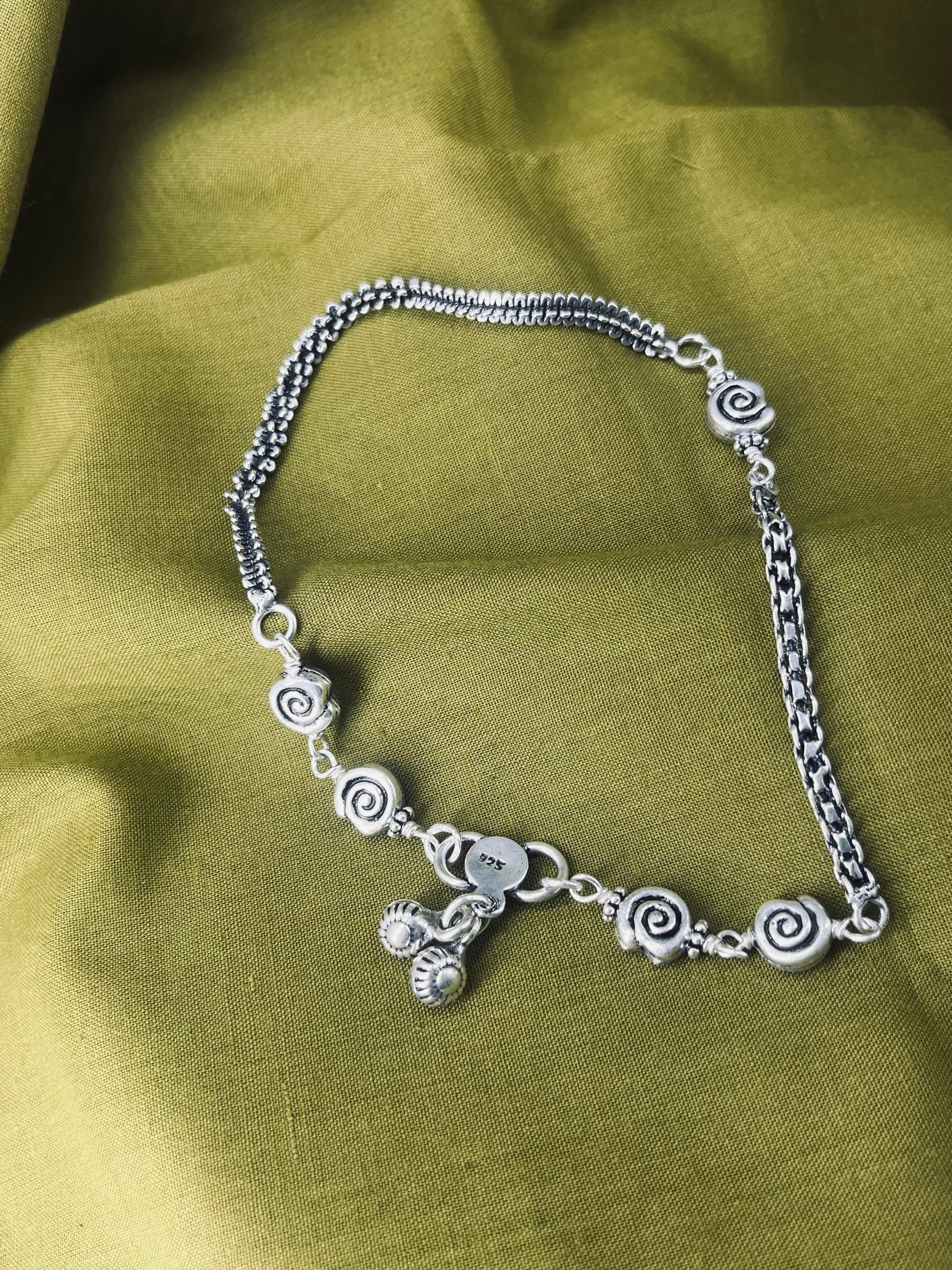 Spiral charms Anklet