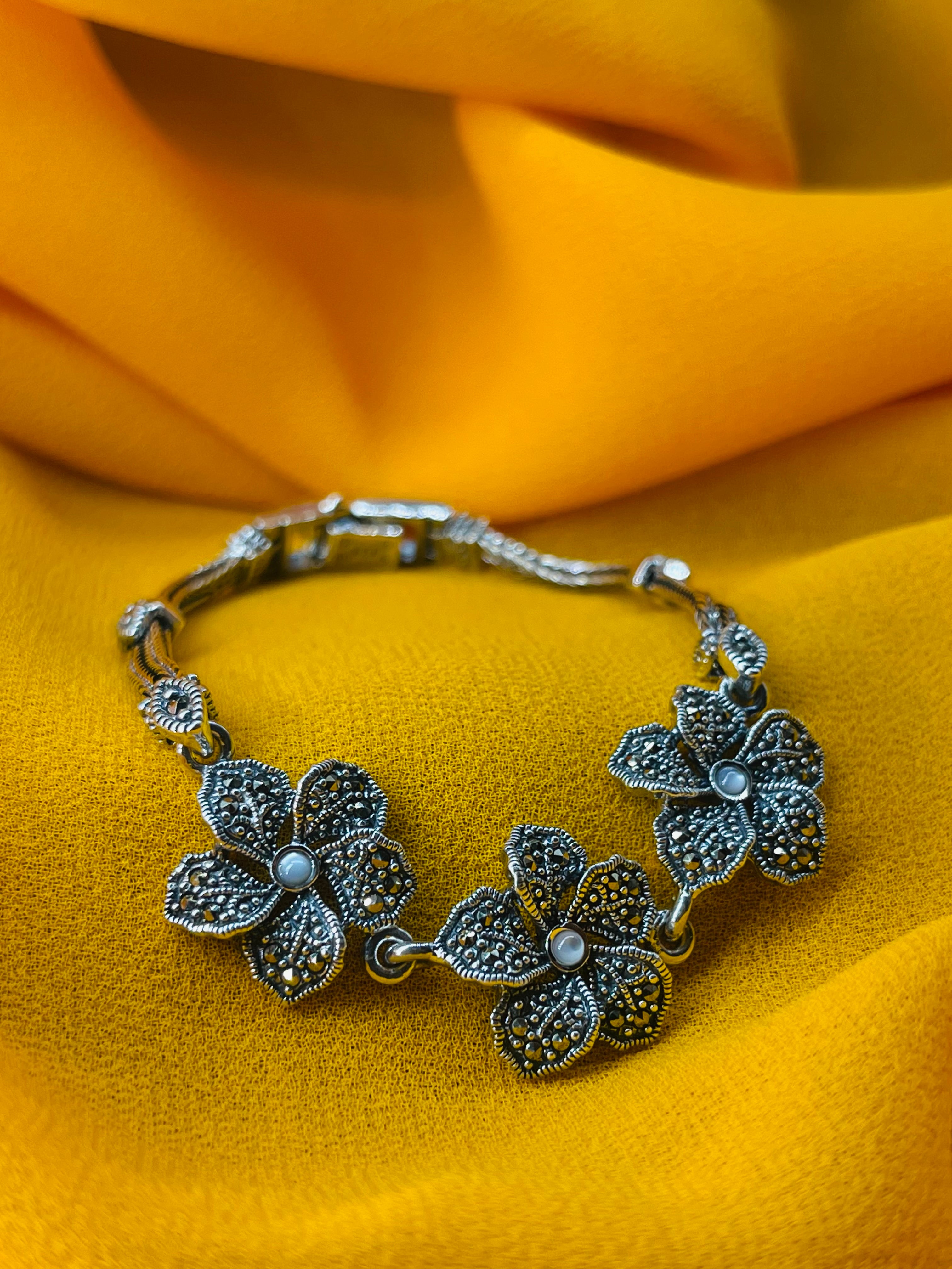 3 Flower Blossom Bracelet