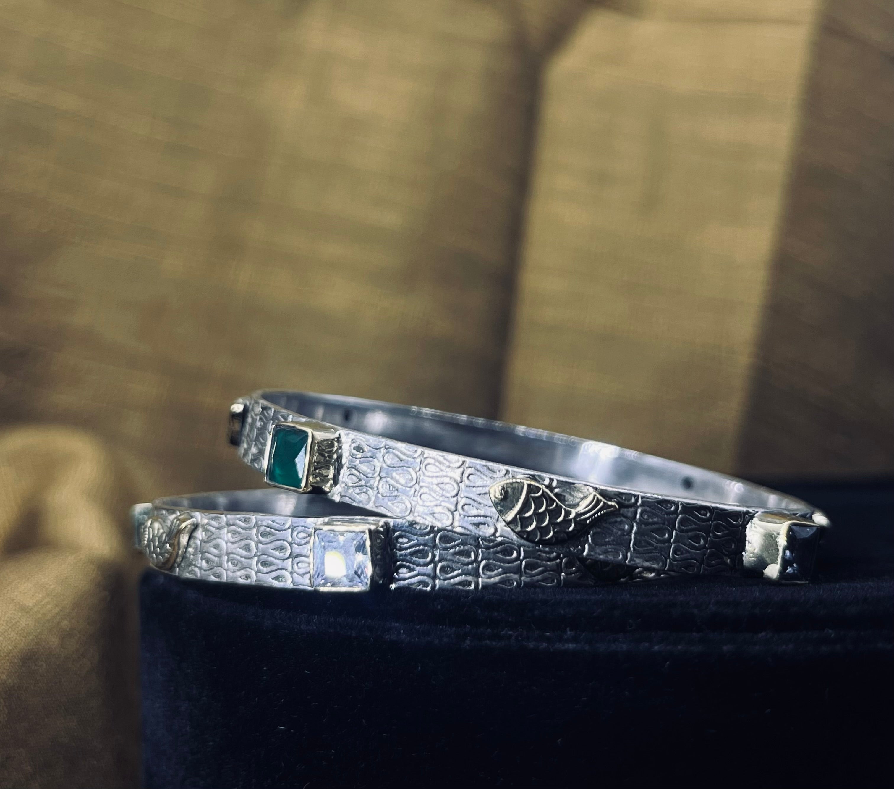 Tricolour River-Flow Bangles