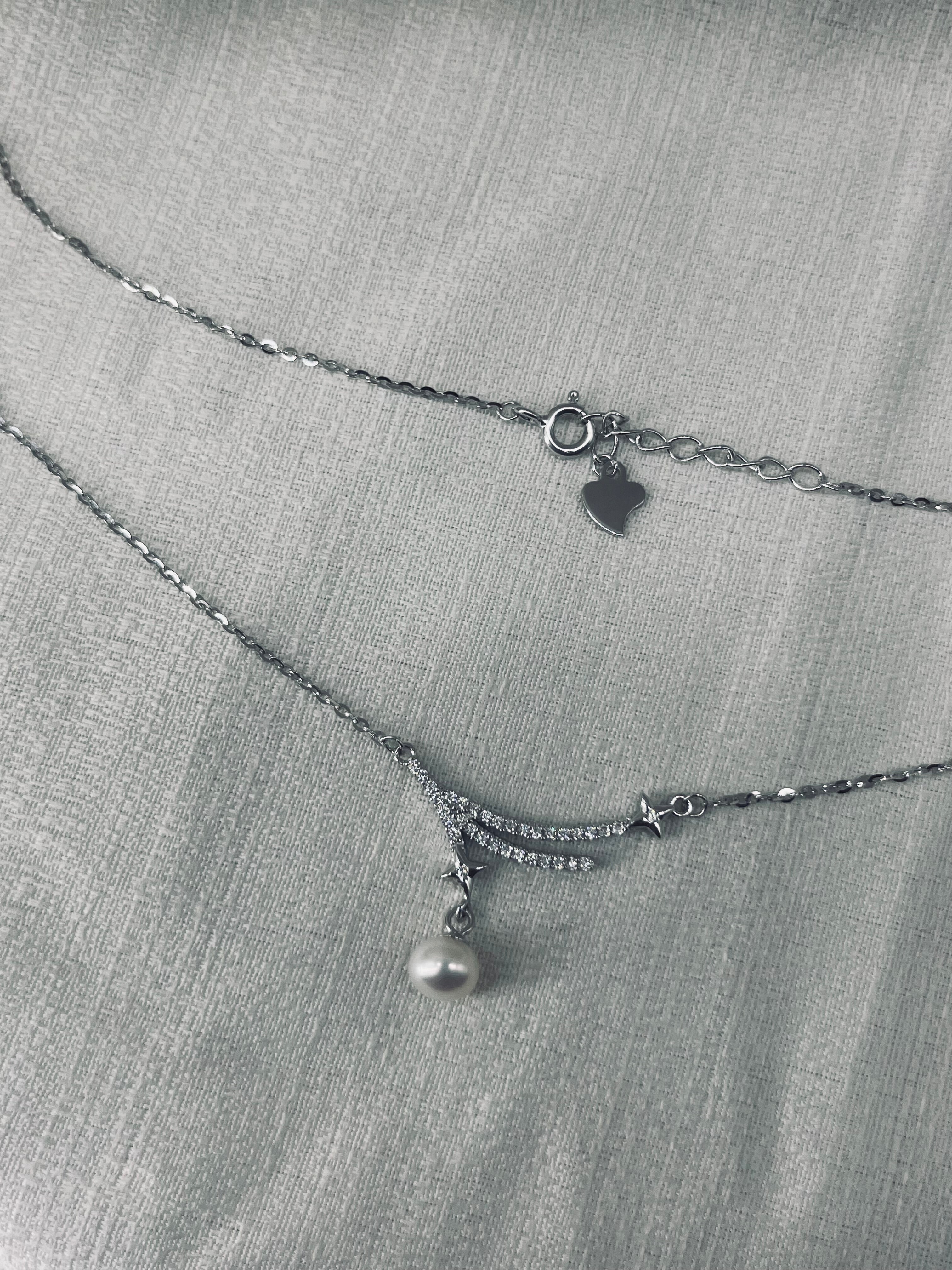 Pearl on a Arc Necklace