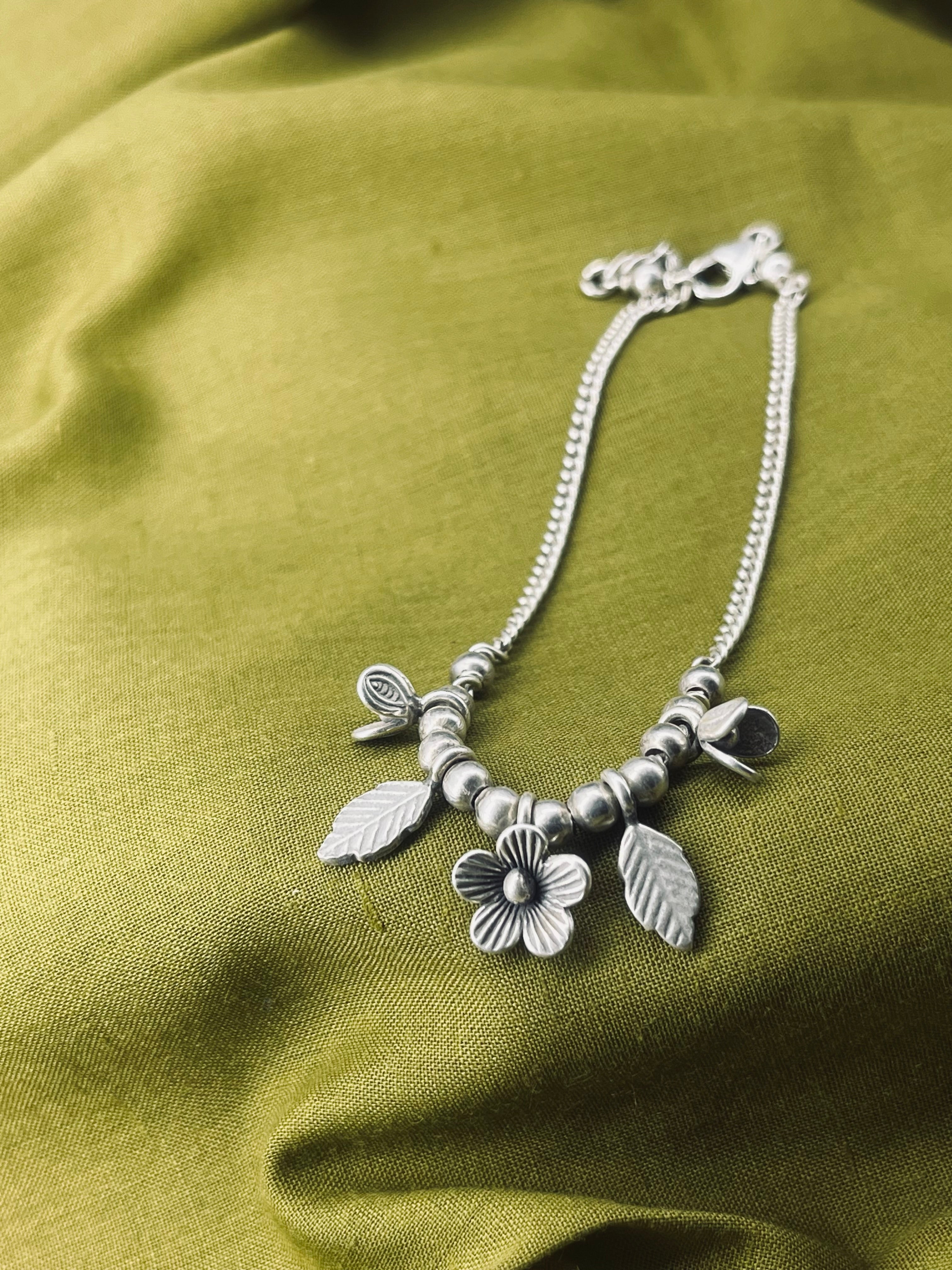 Floral blossom charm anklet