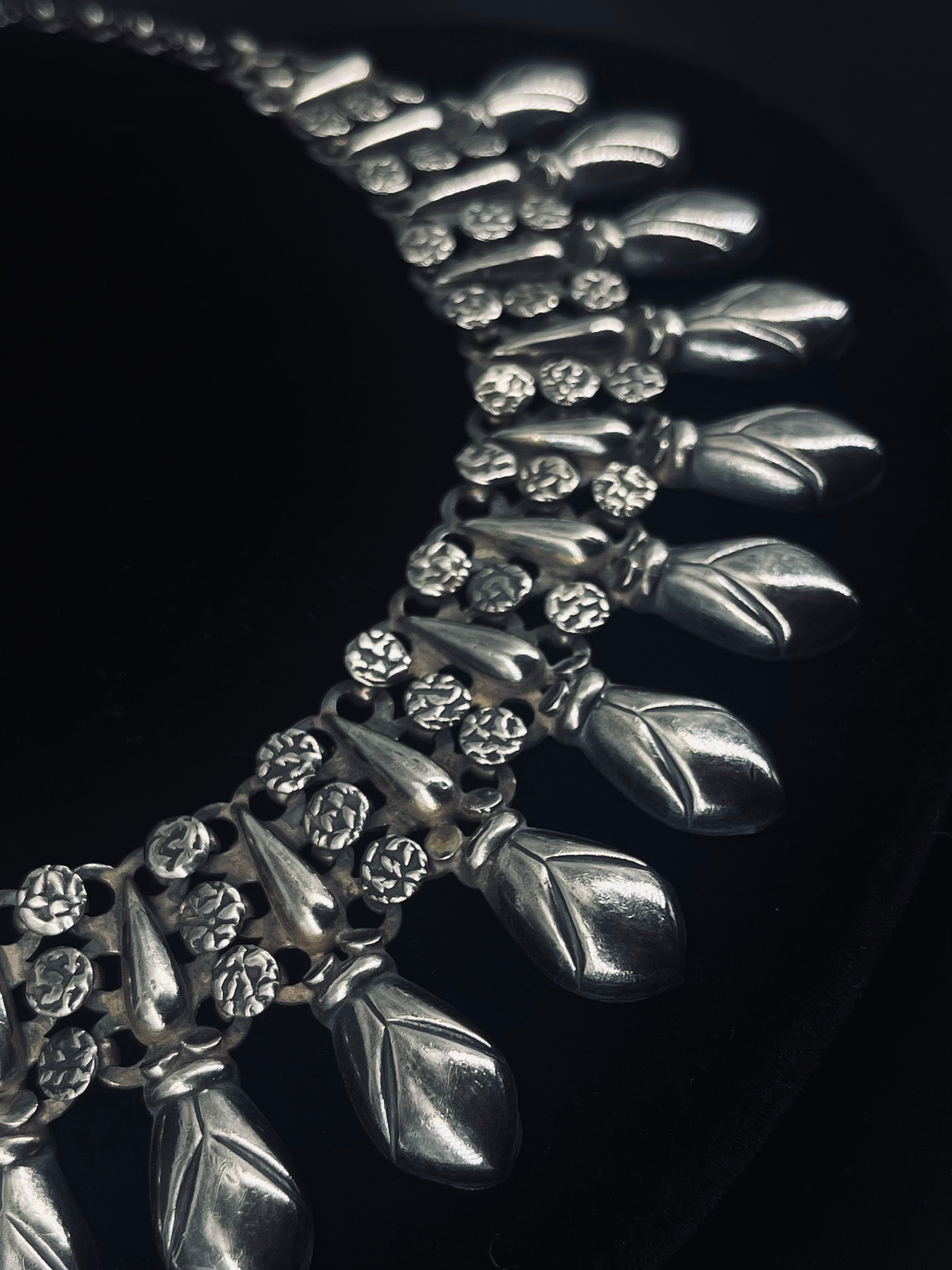 CHANDRAGHANTA Necklace