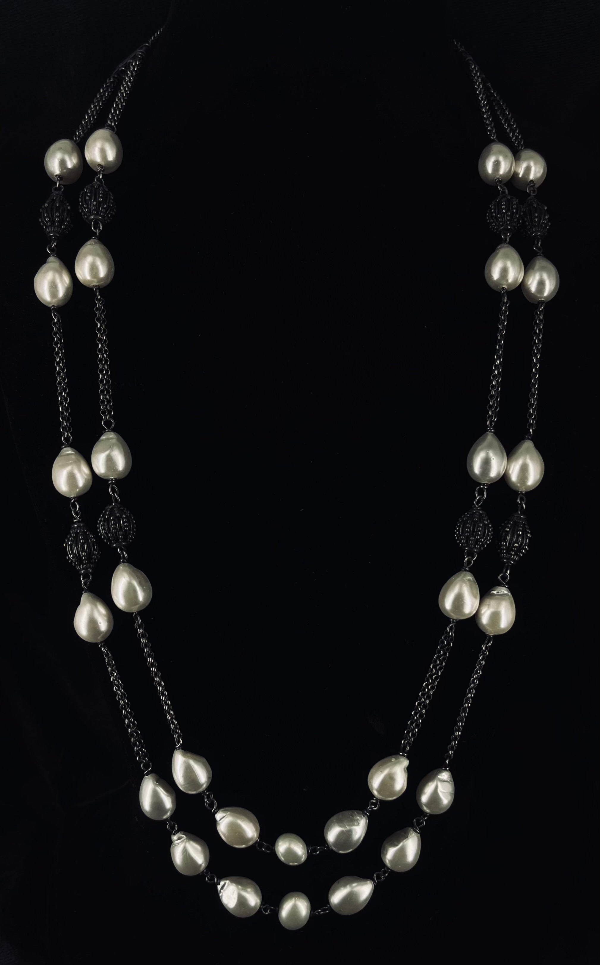 SKANDAMATA Pearl Necklace