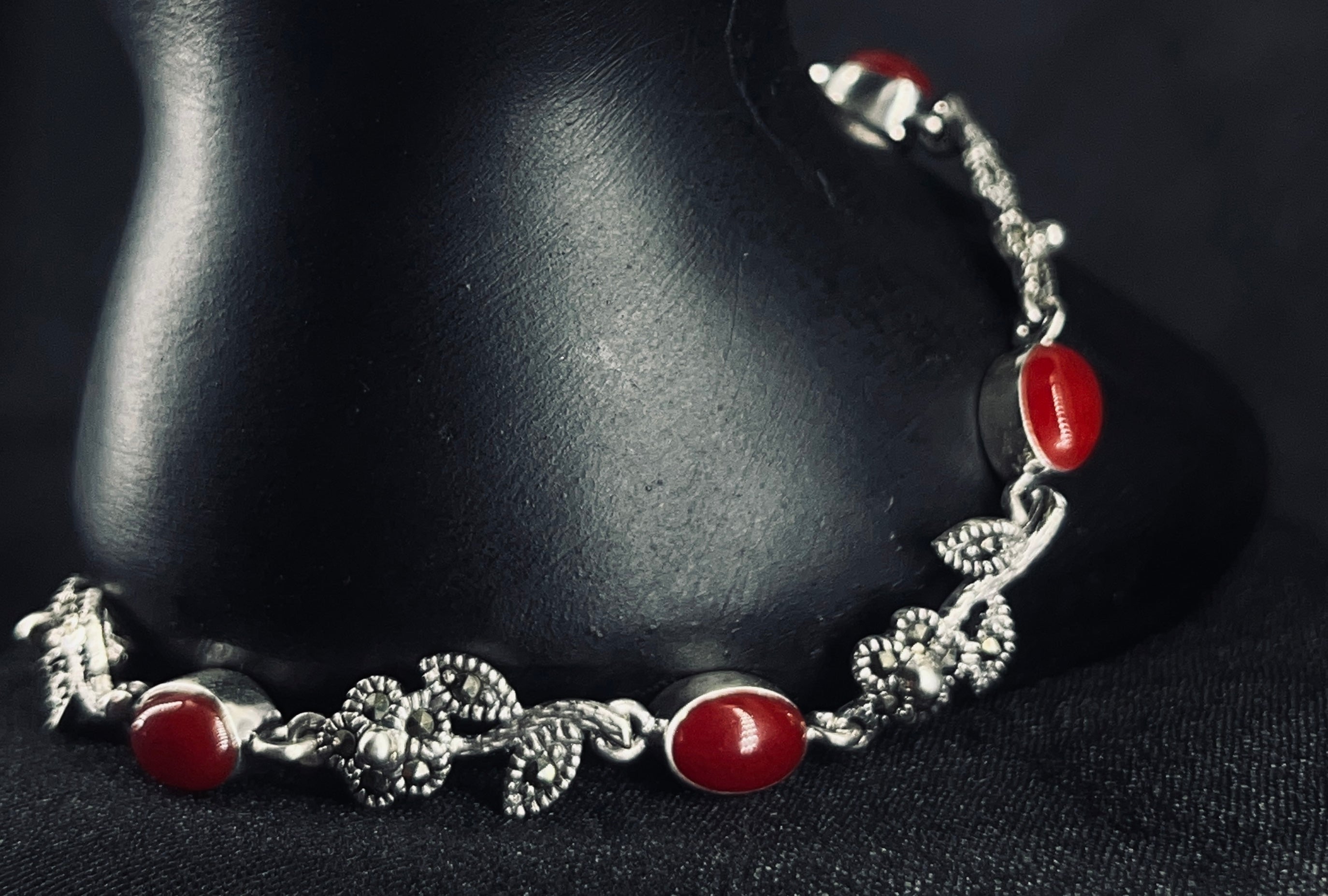 KATYAYNI Coral Bracelet